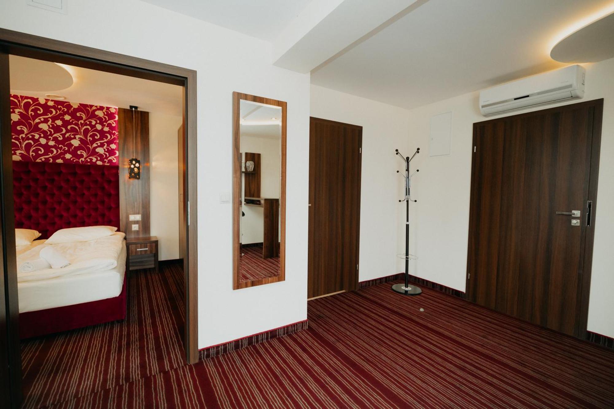 Noclegi - Apartamenty Zolynianka Εξωτερικό φωτογραφία